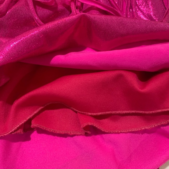 Girls LES TOUT PETITS  Hot Pink Cut Fringe Dress SIZE 4 - Picture 6 of 7
